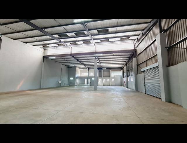 2,275M² WAREHOUSE TO LET IN COSMO BUSINESS PARK